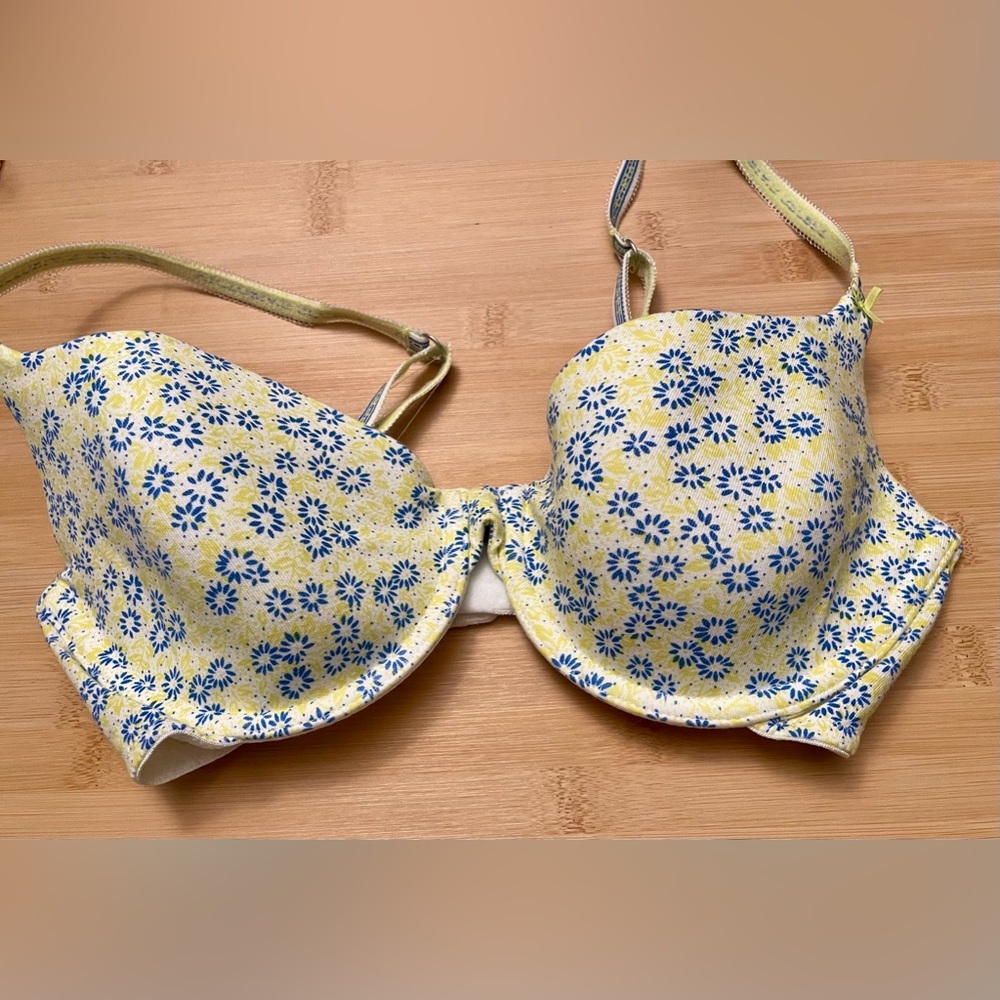 Victoria's Secret Lined Demi with Tiny Blue Flowers Bra 32D